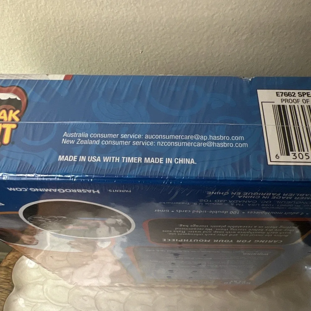 Speak Out Game Sealed Hasbro Gaming Family Party‎ Game 400 Phrases Ages 8+
